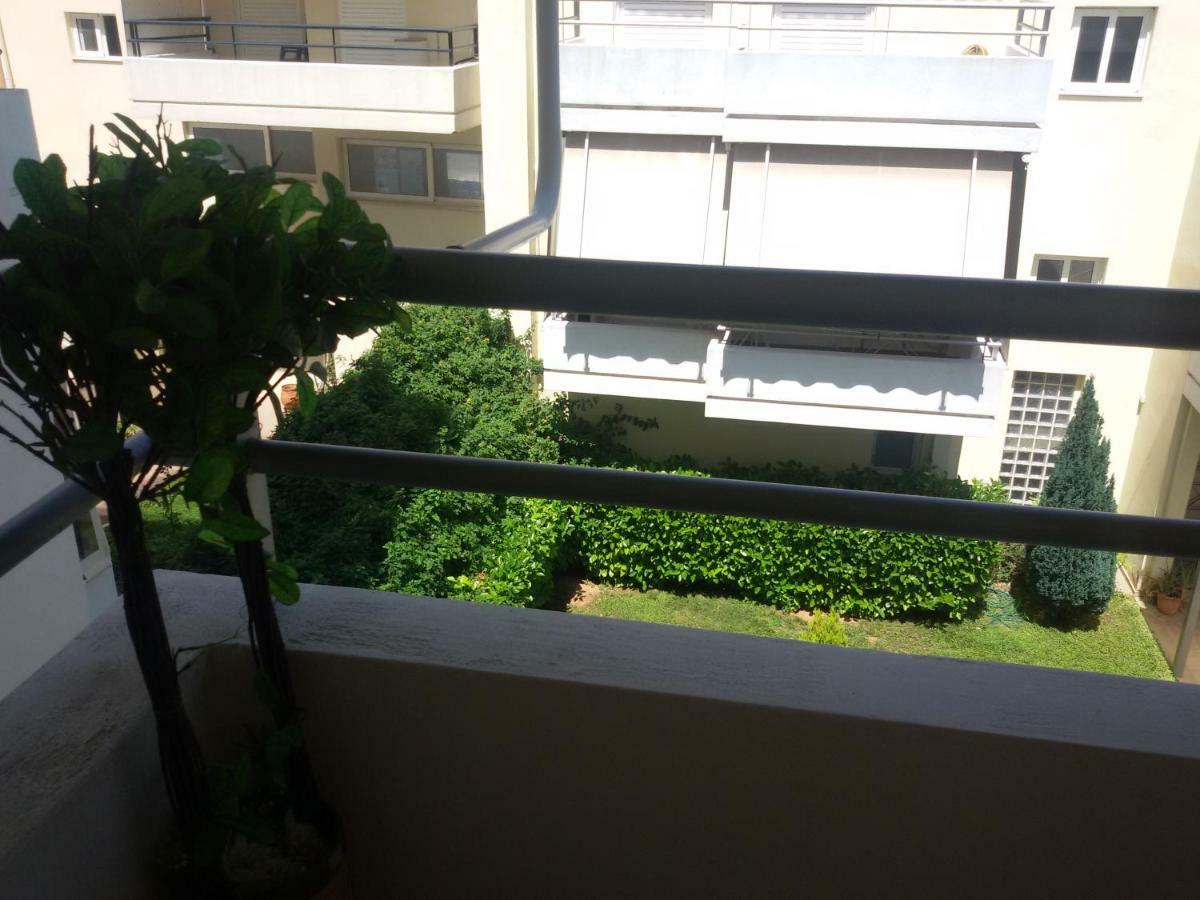 Sea & City - 10 Min Drive To The Beach & Athens Airport Apartment Markopoulo Mesogaias Bagian luar foto